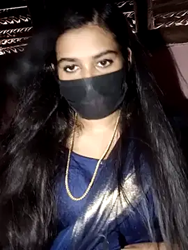 Snapshot of umairahaasan_1 chatting on October 2025 10:05:02 AM umairahaasan 1 online show from October 2025 10:05:02 AM