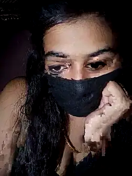 Snapshot of umairahaasan_1 chatting on November 2025 10:50:02 AM umairahaasan 1 online show from November 2025 10:50:02 AM