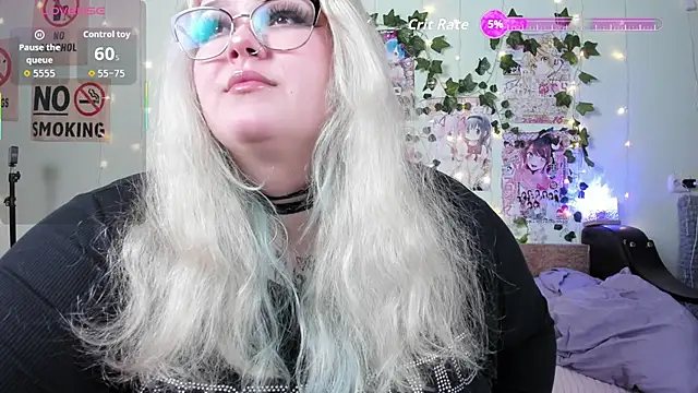  CandyM1lky  online show from March 2026 07:13:01 AM