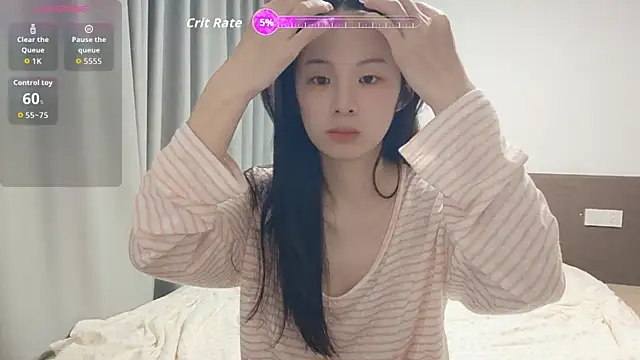 Snapshot of xiao-qinju chatting on May 2026 05:18:01 PM xiao-qinju online show from May 2026 05:18:01 PM
