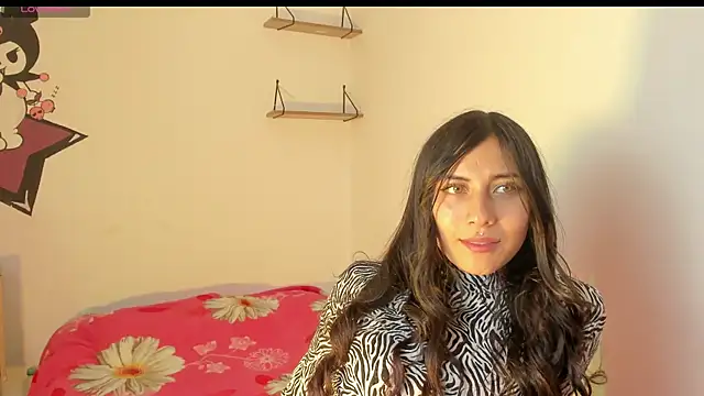 Snapshot of Alanaloiiss_ chatting on June 2026 10:14:01 PM Alanaloiiss online show from June 2026 10:14:01 PM