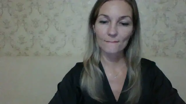 sweetriki online show from October 2025 05:36:02 PM