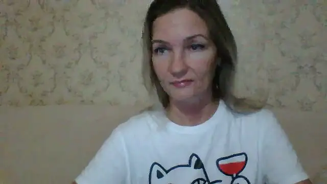 sweetriki online show from November 2025 06:18:01 PM