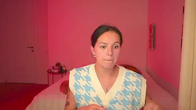 EwelynScott online show from September 2025 09:31:01 PM