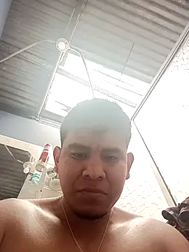 Oscariin96 online show from April 2026 01:20:01 PM