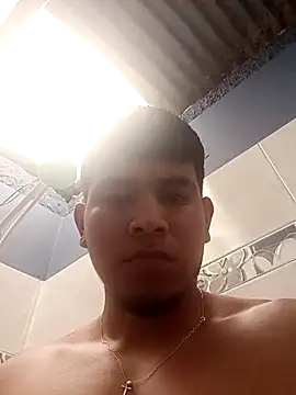 Oscariin96 online show from May 2026 05:51:01 PM