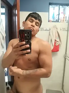 Oscariin96 online show from May 2026 07:43:01 PM