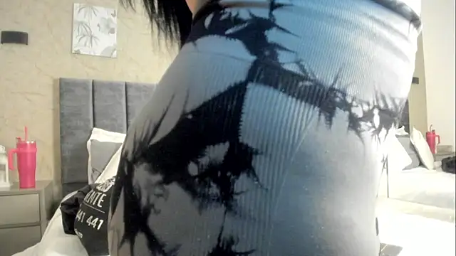 Lunaa bellaa online show from November 2025 07:35:01 PM