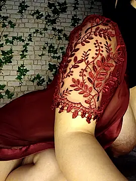 Snapshot of yaraa49 chatting on April 2026 05:51:02 AM yaraa49 online show from April 2026 05:51:02 AM