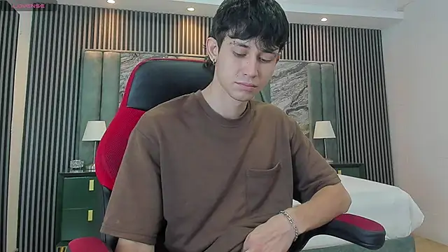 Michael blue online show from September 2025 01:32:01 PM