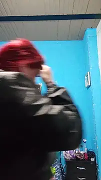 carolinhe  online show from December 2025 09:12:02 PM