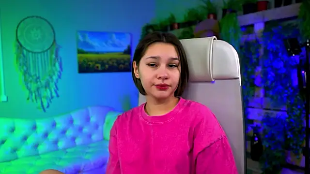 KimClarks  online show from February 2026 02:46:01 PM