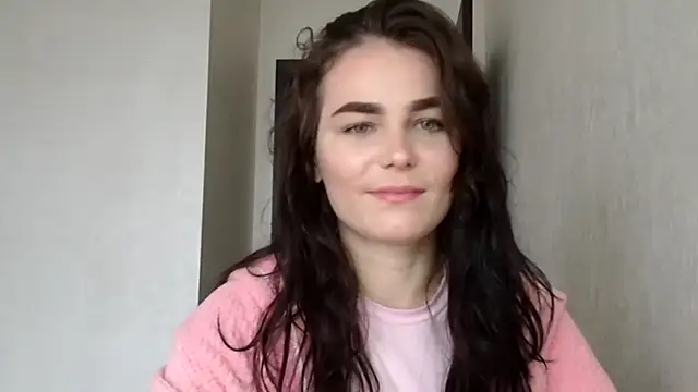 Silviaa a online show from December 2025 11:59:01 AM