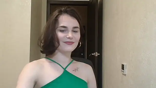 Silviaa a online show from April 2026 07:41:01 PM