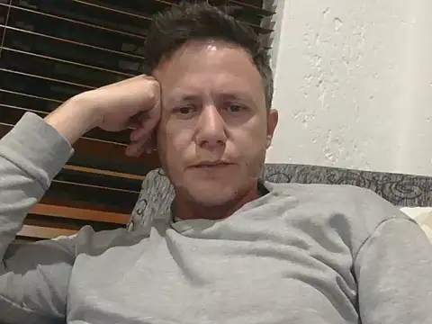 TroyDieselXXX online show from November 2025 06:42:02 PM