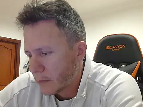 TroyDieselXXX online show from April 2026 05:43:02 PM