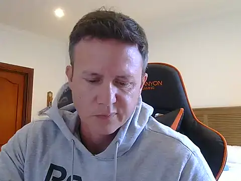 Snapshot of TroyDieselXXX chatting on April 2026 07:55:01 AM TroyDieselXXX online show from April 2026 07:55:01 AM