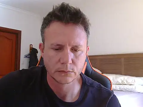 Snapshot of TroyDieselXXX chatting on May 2026 09:17:02 AM TroyDieselXXX online show from May 2026 09:17:02 AM