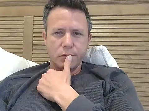 Snapshot of TroyDieselXXX chatting on June 2026 05:57:02 AM TroyDieselXXX online show from June 2026 05:57:02 AM