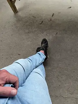 cyclone1212 online show from November 2025 11:54:01 AM