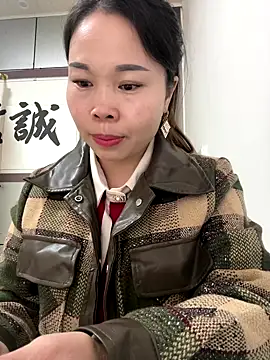 xlj4523 online show from October 2025 05:10:01 AM