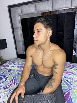 MR MUSCLE online show from November 2025 12:00:02 PM