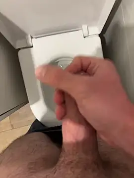 hugehairycock 98 online show from November 2025 10:36:01 PM