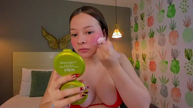 kitty sweeety  online show from November 2025 01:33:02 PM