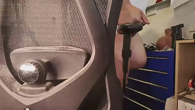 Snapshot of ozmsg chatting on December 2025 04:28:02 AM ozmsg online show from December 2025 04:28:02 AM