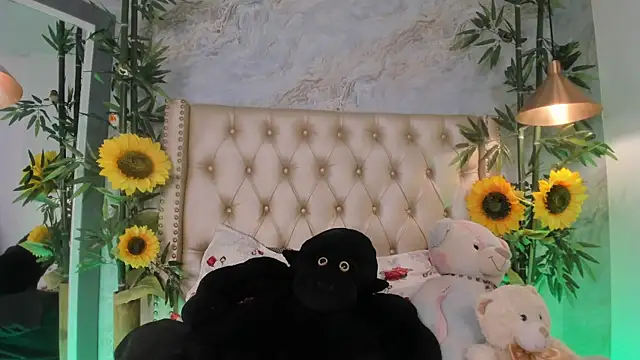 LittleeJaz online show from March 2026 03:23:02 AM