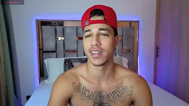 orionblaze69  online show from October 2025 11:11:02 AM