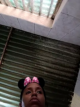 Fernanda30 online show from February 2026 06:22:01 PM