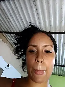 Fernanda30 online show from May 2026 12:07:01 AM