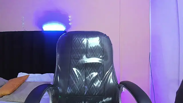 Ryan Jackson  online show from December 2025 04:09:01 AM