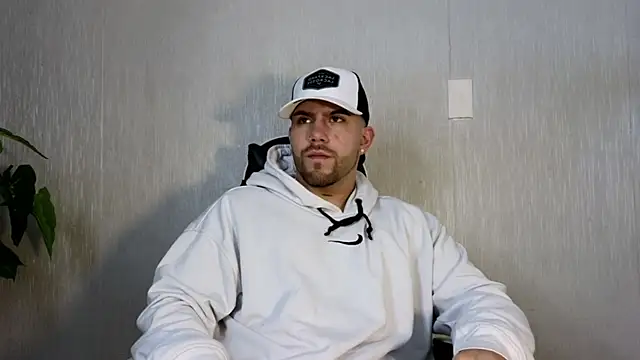 Ades Lowe online show from October 2025 11:52:01 AM