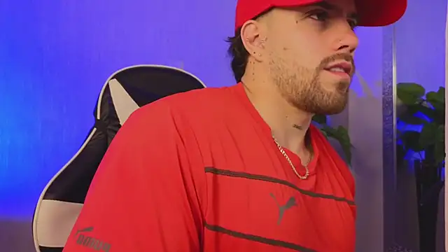 Ades Lowe online show from December 2025 10:55:01 AM