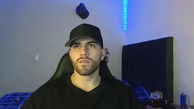 Ades Lowe online show from February 2026 06:28:02 AM