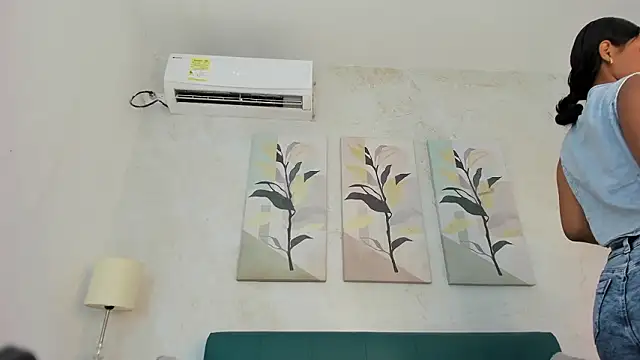 keyla mejia online show from January 2026 11:59:02 AM