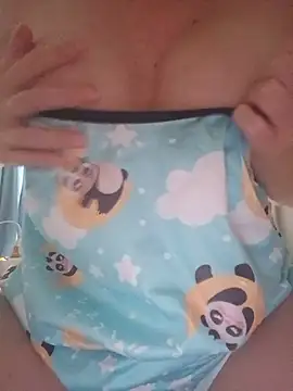 Hottiesophie online show from July 2026 05:26:02 PM