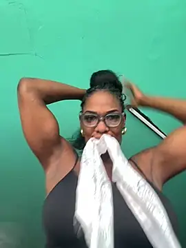 Bustykeyla online show from June 2026 04:31:02 PM