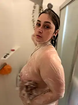 Alix Valentine online show from December 2025 07:53:02 PM