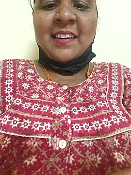 Villageanuty online show from October 2025 04:26:01 PM