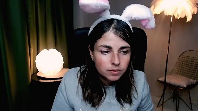 MartaEdams online show from October 2025 06:11:01 AM