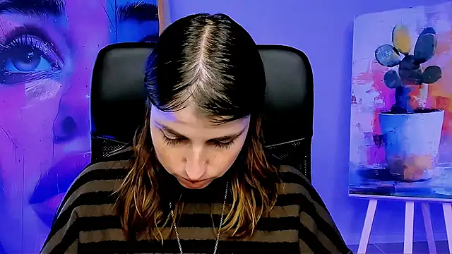 MartaEdams online show from November 2025 06:13:02 AM