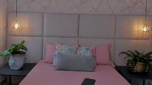 SamayRyann online show from April 2026 01:38:02 PM