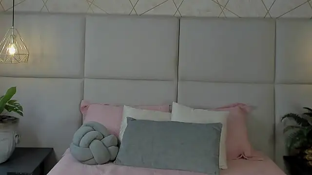 SamayRyann online show from May 2026 01:43:02 PM