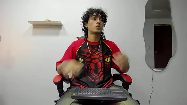 JackesTaylor online show from October 2025 04:33:01 AM