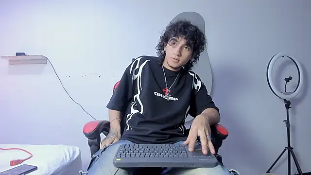 JackesTaylor online show from May 2026 05:57:02 AM