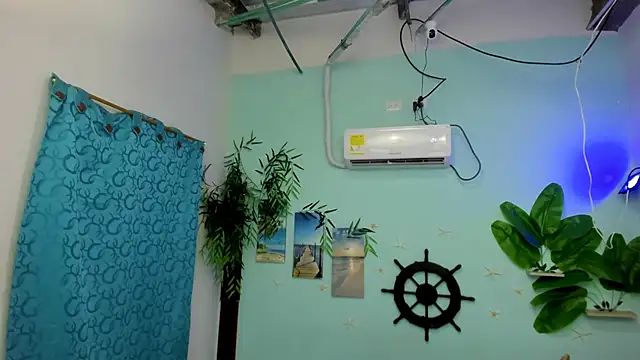 eladyrous98 online show from February 2026 01:55:01 PM