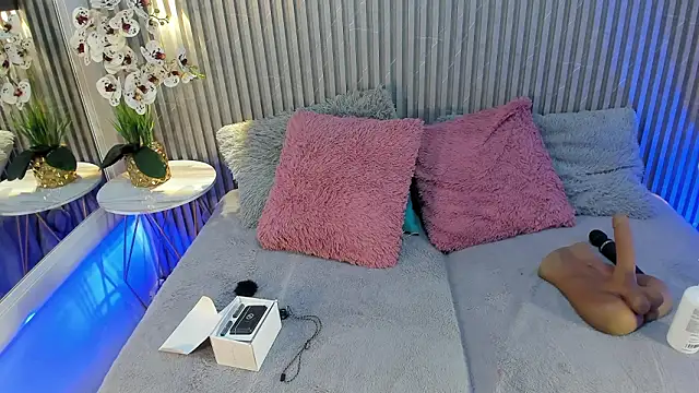 DAFNECOX online show from February 2026 03:03:02 AM